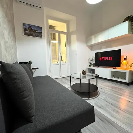 Apartment San Lorenzo Rome
